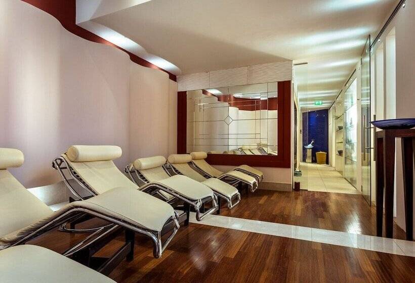فندق Luna Riccione E Aqua Spa Only Adults +12