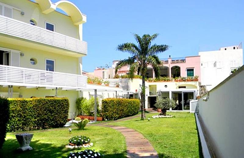 Marina 10 Design Hotel & Spa