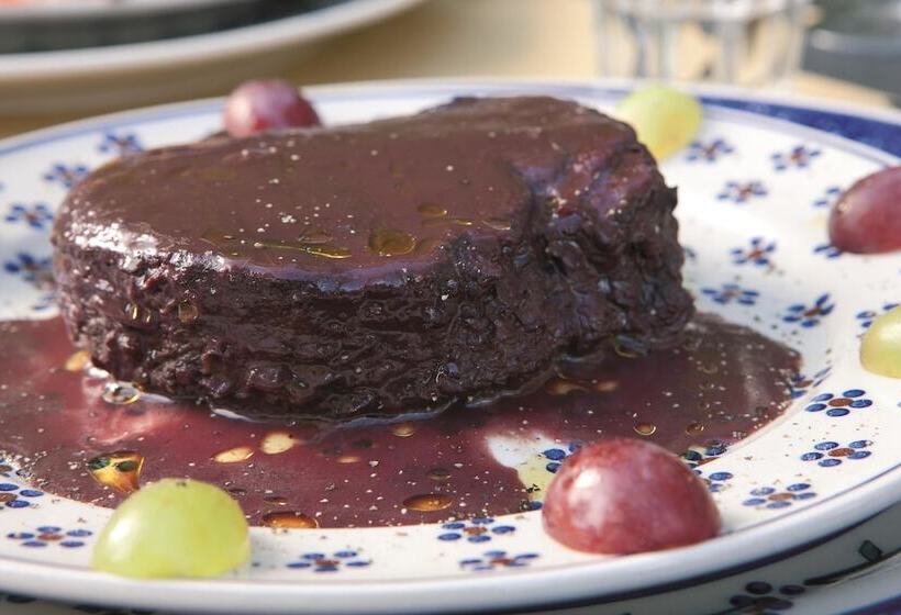 فندق Monsignor Della Casa Country Resort & Spa