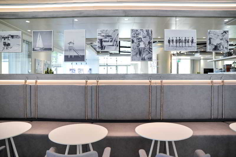 호텔 Nautilus Family