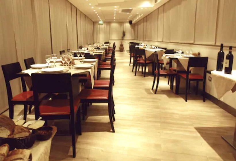 בית מלון כפרי Palace 2000