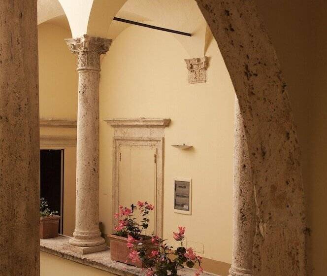 هتل Palazzo Guiderocchi