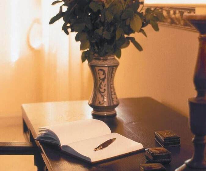 هتل Palazzo Leti Residenza D'epoca