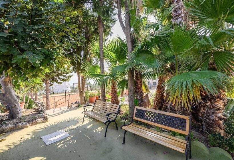 فندق Parco Cartaromana