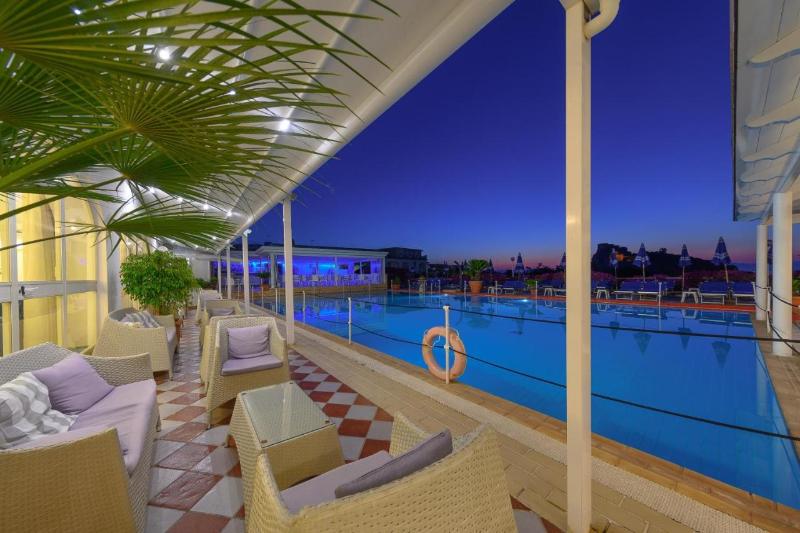 فندق Parco Cartaromana