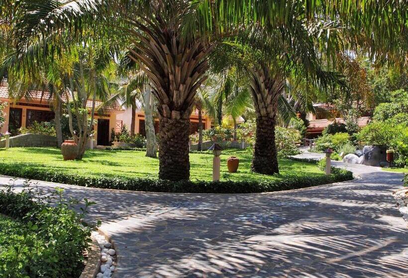 هتل Phu Hai Beach Resort & Spa Phan Thiet