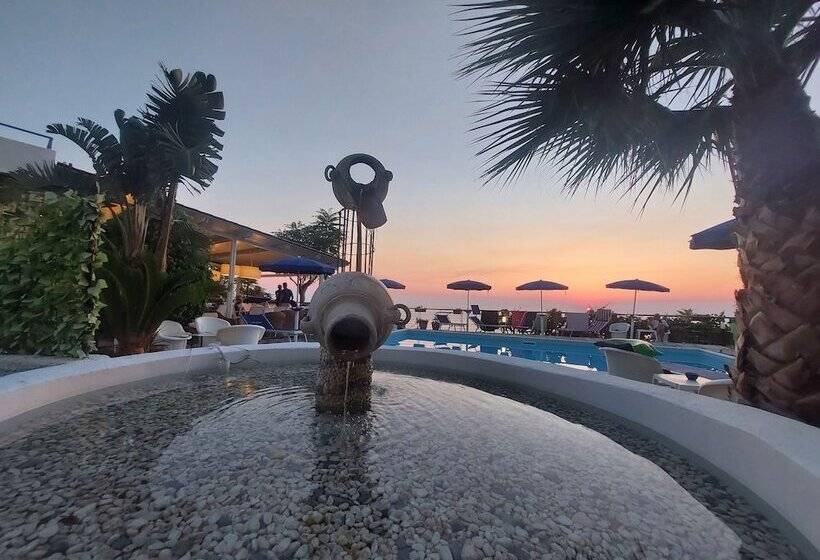 Отель Piccolo Mondo