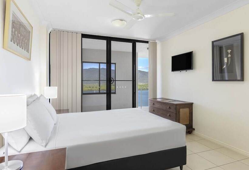 هتل Piermonde Apartments Cairns