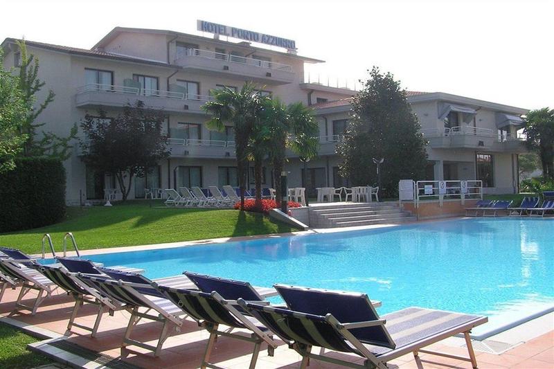 Отель Porto Azzurro