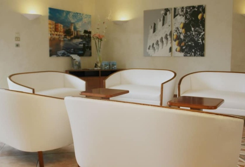 Отель Porto Azzurro