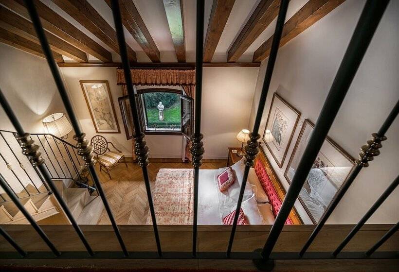 Villa Franceschi Hotel & Resort