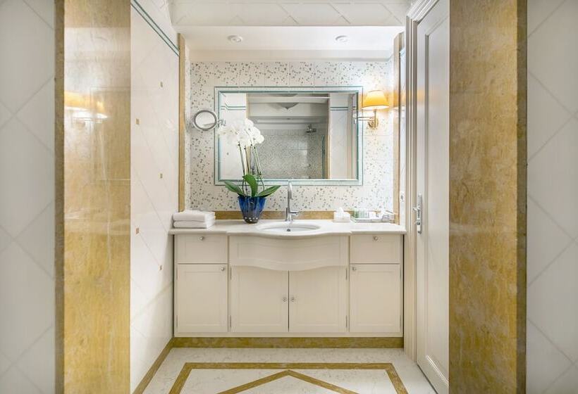 Villa Franceschi Hotel & Resort