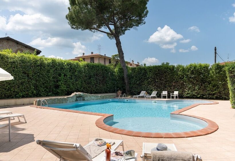 בית מלון כפרי Relais Villa Bianca