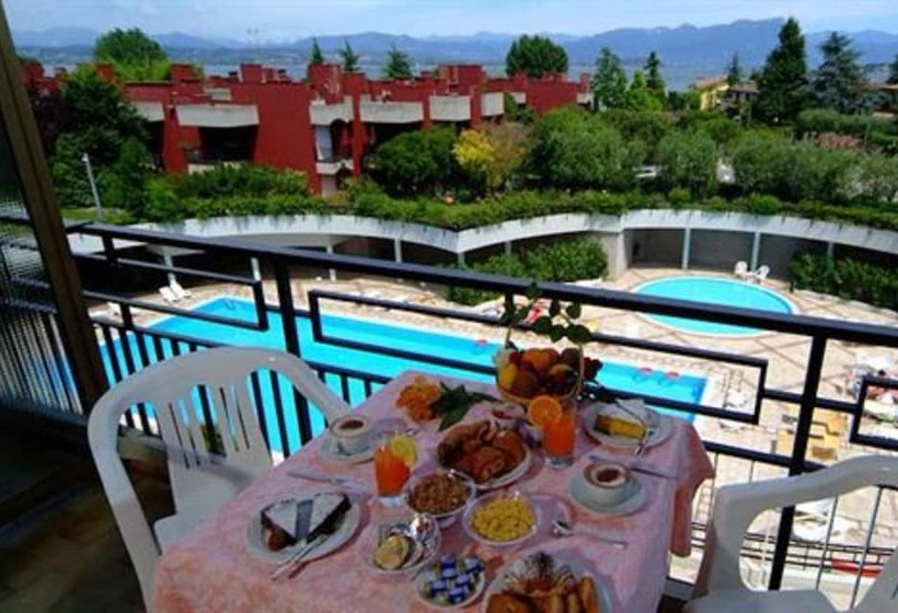 هتل Residence Holiday
