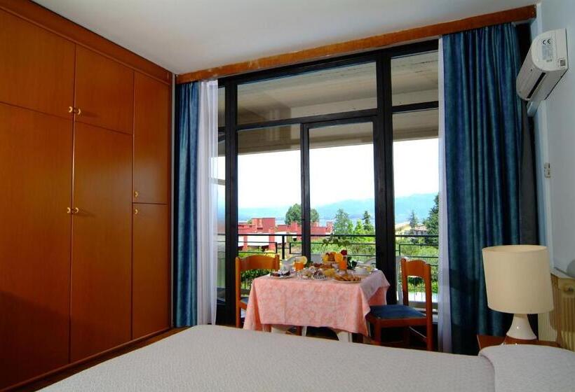 Отель Residence Holiday