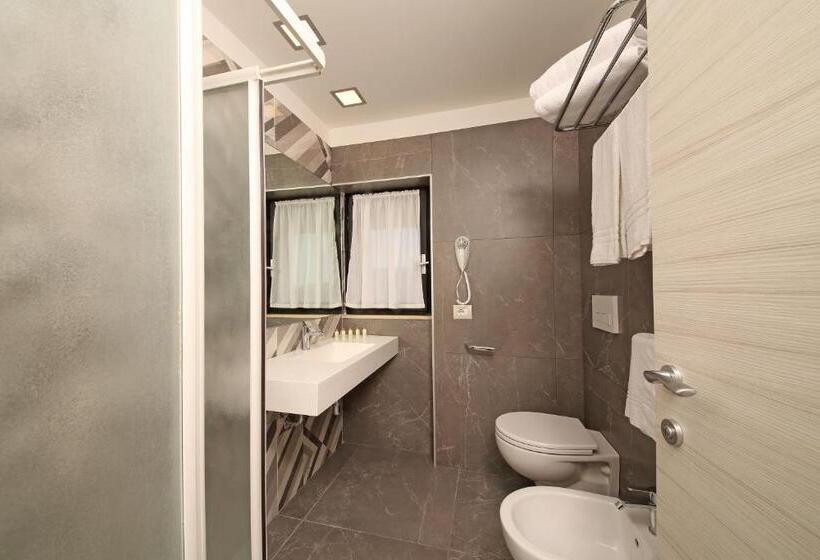 Отель Residence Holiday