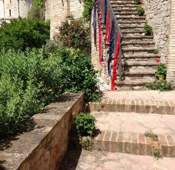 فندق Residenza D Epoca San Crispino