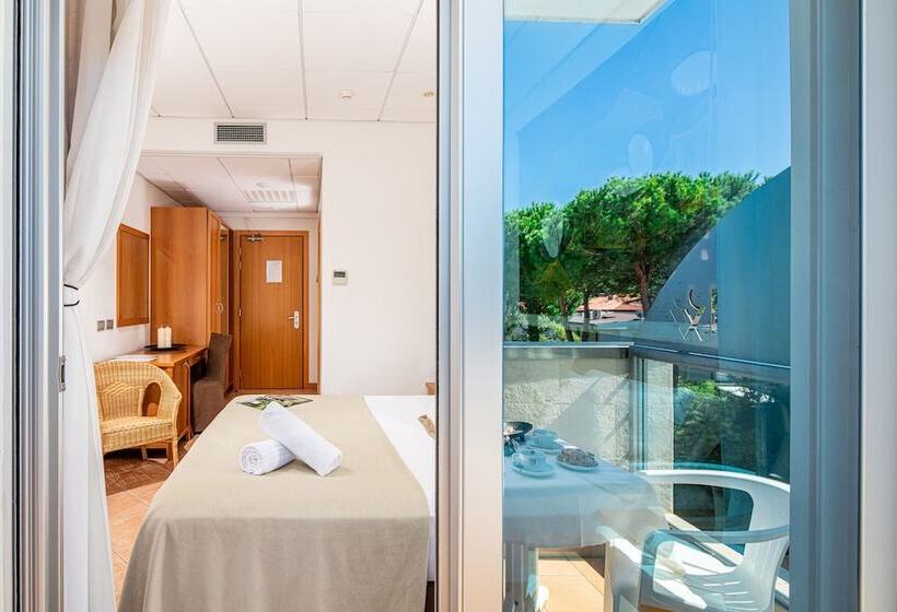 בית מלון כפרי Rex