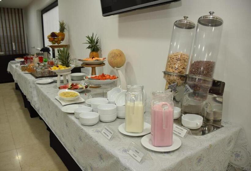 בית מלון כפרי Richmond Suites