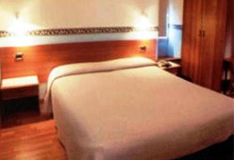 בית מלון כפרי Riviera