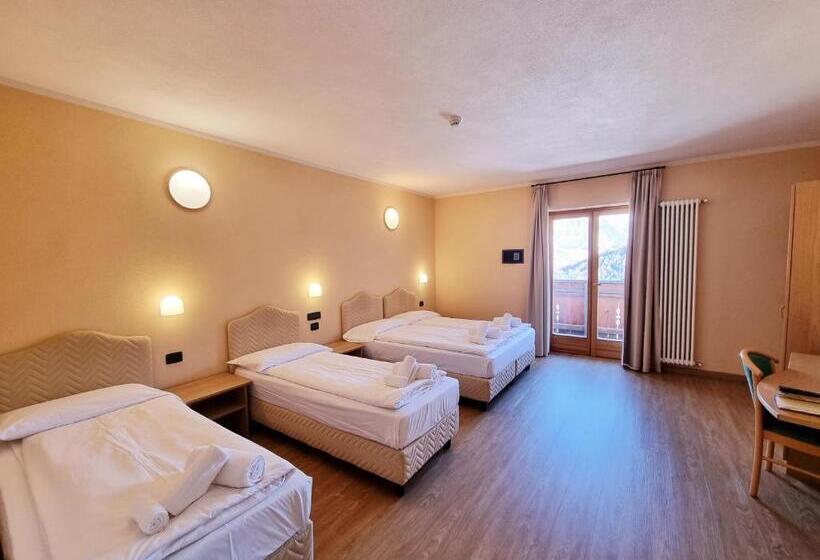 هتل San Carlo, Tra Bormio E Livigno