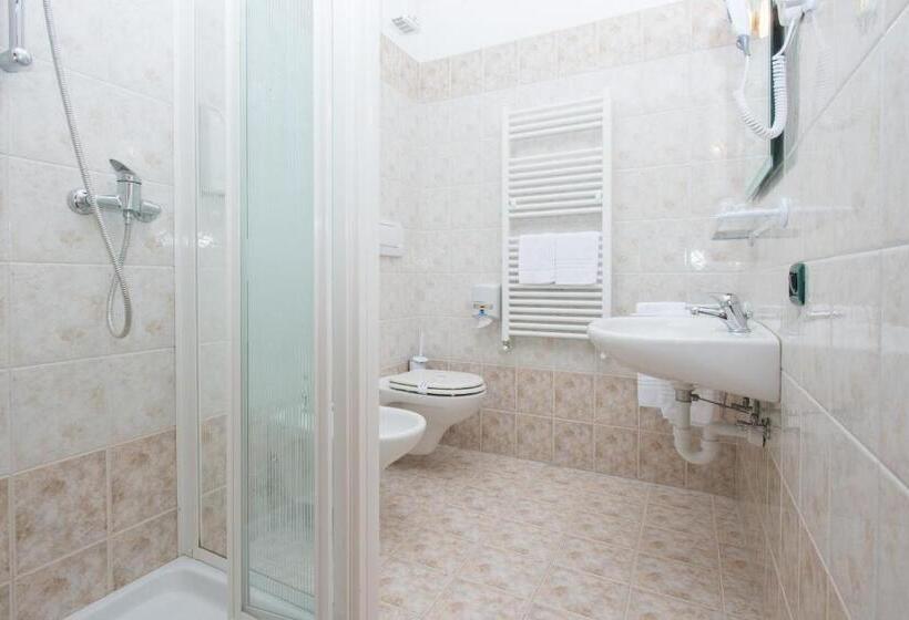 هتل San Carlo, Tra Bormio E Livigno