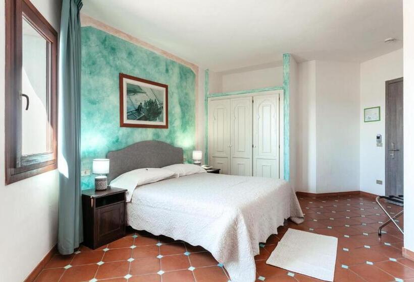 Stefania Boutique Hotel By The Beach