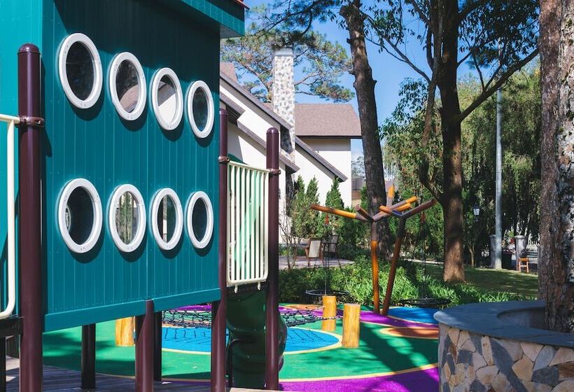 هتل Mercure Dalat Resort