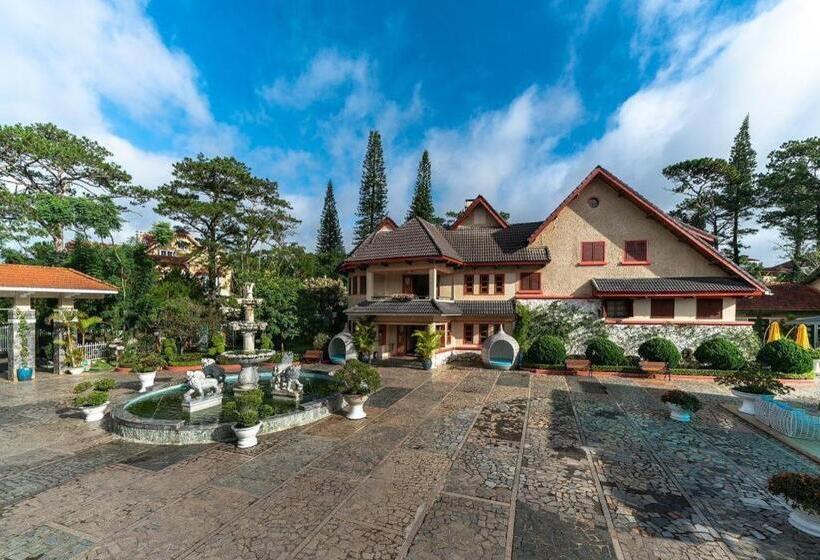 هتل Mercure Dalat Resort