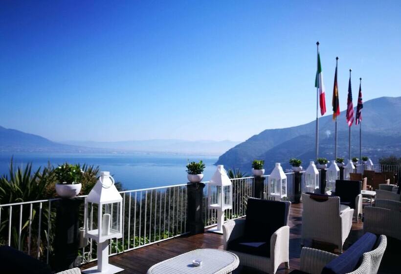 فندق Torre Barbara