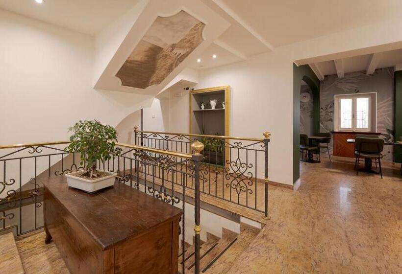 هتل Ungheria Varese 1946