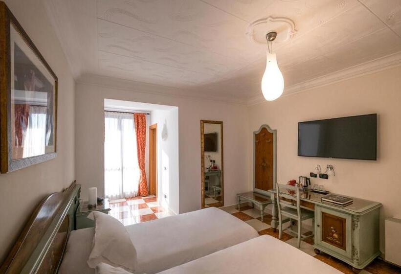 هتل Ungheria Varese 1946