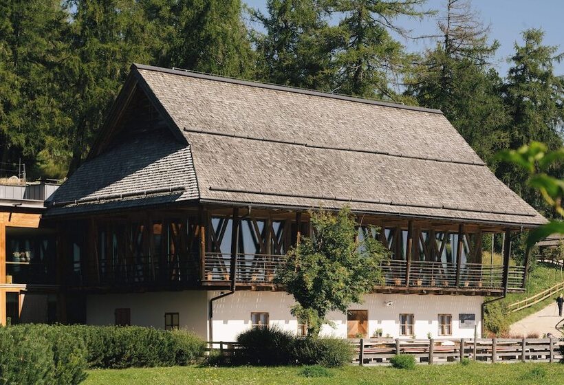 בית מלון כפרי Vigilius Mountain Resort