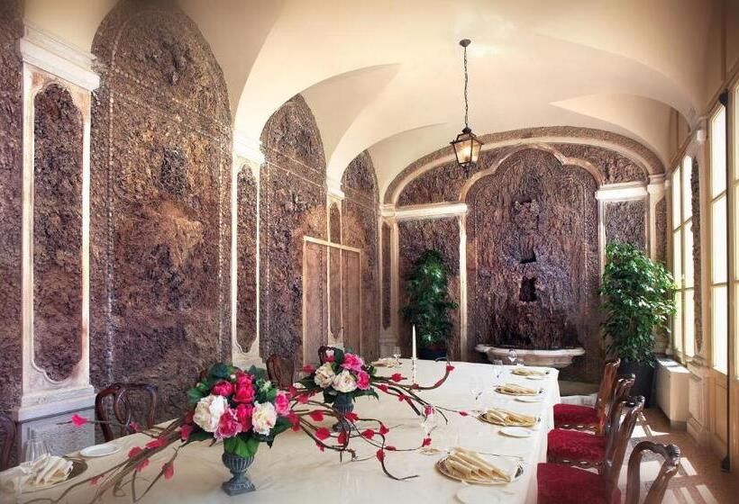 فندق Villa Fenaroli Palace