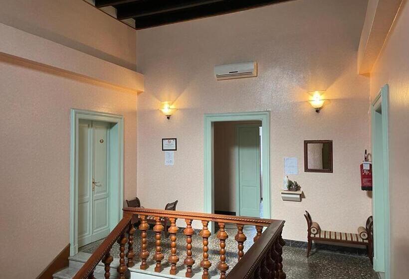 ホテル Villa Fieschi