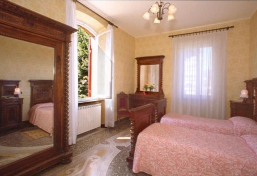 ホテル Villa Fieschi