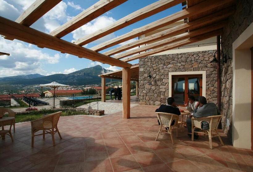 فندق Villa Gustui Maris