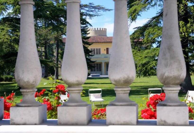 Отель Villa La Bollina