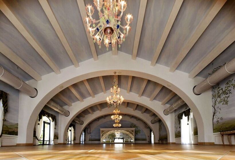 Отель Villa Santa Barbara