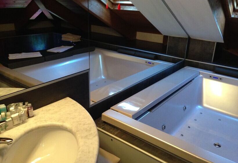 Отель Villa Savoia