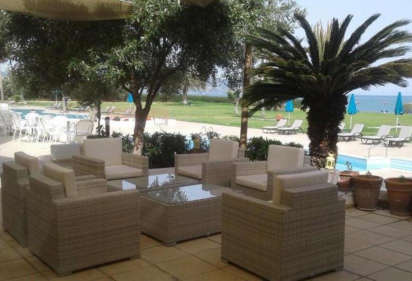 Natura Beach Hotel And Villas