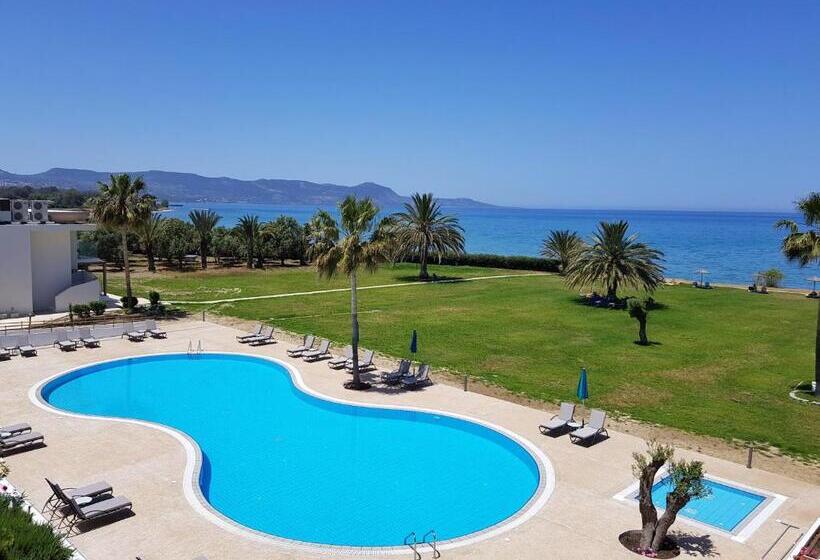 Natura Beach Hotel And Villas