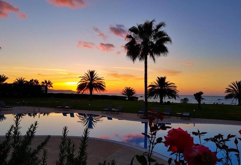 Natura Beach Hotel And Villas