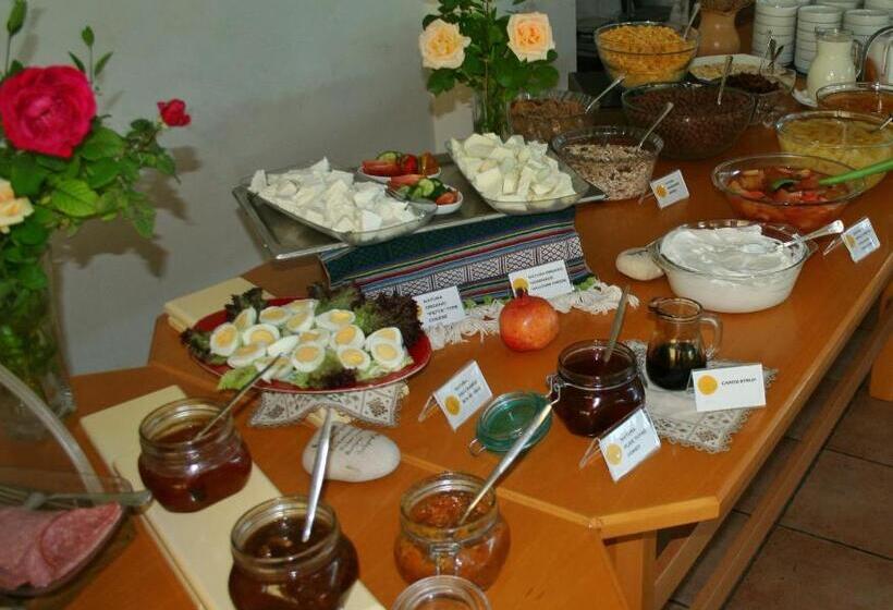 Natura Beach Hotel And Villas