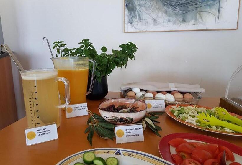 Natura Beach Hotel And Villas