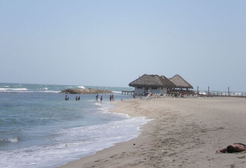 Plaza Real Resort