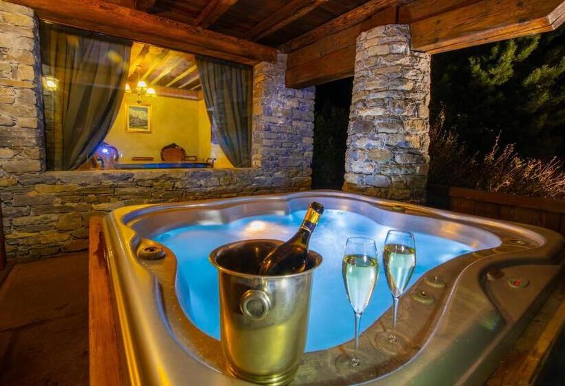 Relais Mont Blanc Hotel & Spa