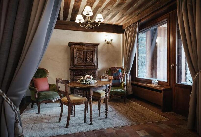 Relais Mont Blanc Hotel & Spa