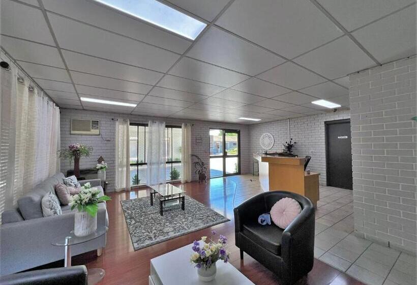 Albury Garden Court Motel