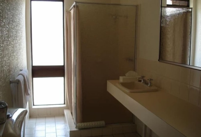 Albury Townhouse Motel